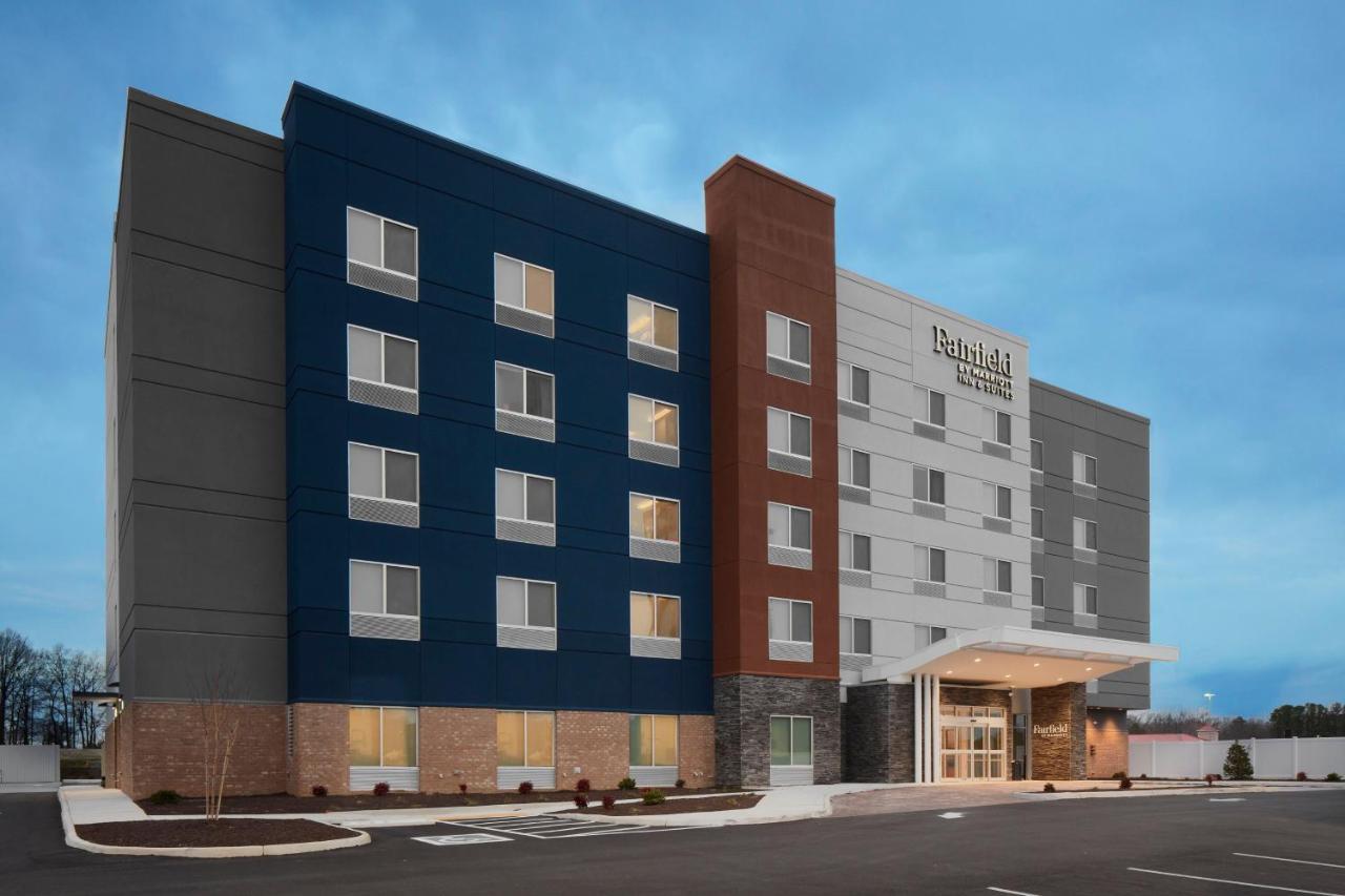 Fairfield Inn & Suites By Marriott Stony Creek المظهر الخارجي الصورة